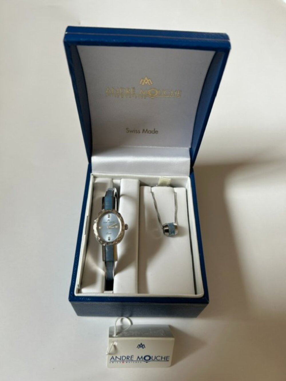 Brand New Andre Mouche Swiss Women Quartz Bangle Blue Floral Watch Necklace Set